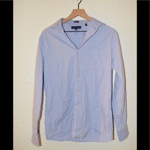 Tommy Hilfiger button down. Never worn.